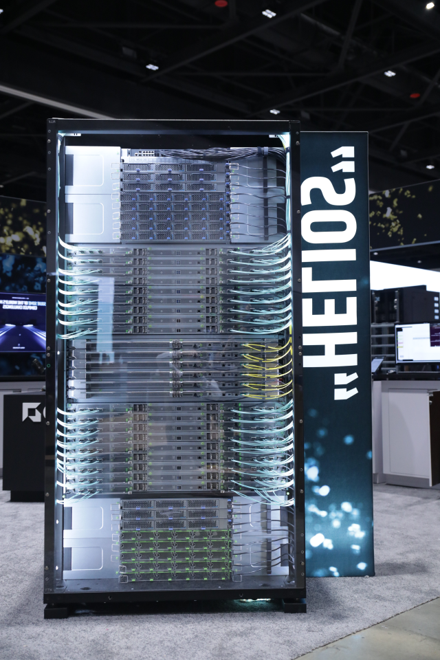 AMD ra mắt nền tảng “Helios” quy mô rack dành cho AI